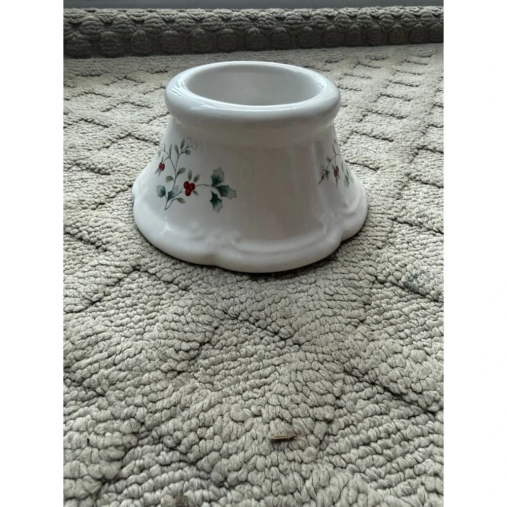 PFALTZGRAFF WINTERBERRY VOTIVE CANDLEHOLDER